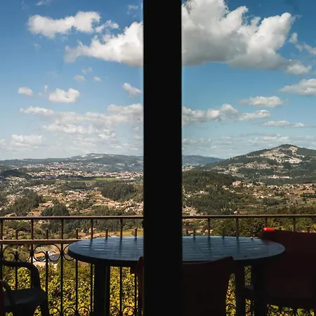 Cosy In With Shared Pool And Views Villa Aveiro
