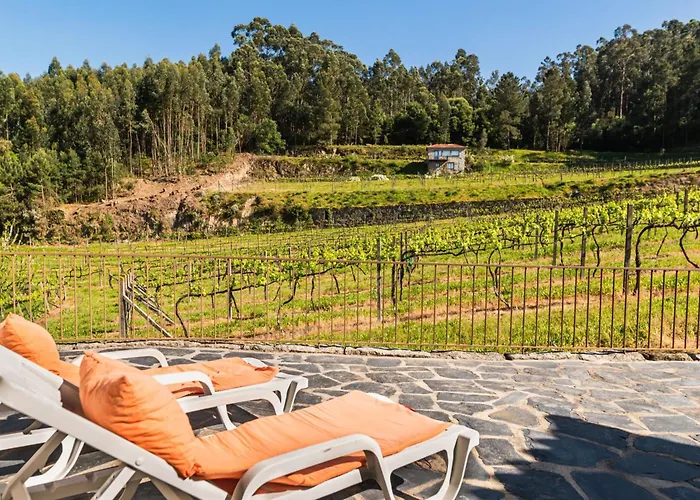 Cosy In With Shared Pool And Views