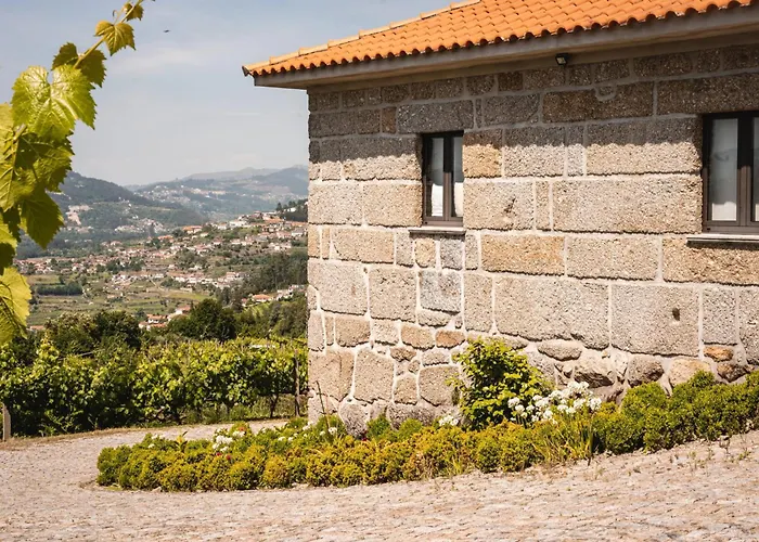 Villa Cosy In With Shared Pool And Views Aveiro